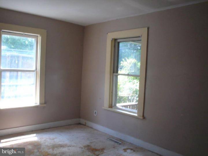 15 Hartford Road Mount Laurel, NJ 08054 - Photo 4 of 10