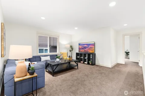 $2,250,000 | 9026 Northeast 127th Place, Kirkland, WA 98034