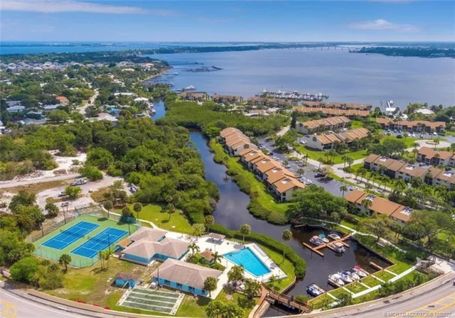 $114,900 | 1501 Northeast 13th Terrace, Unit H16, Jensen Beach, FL 34957