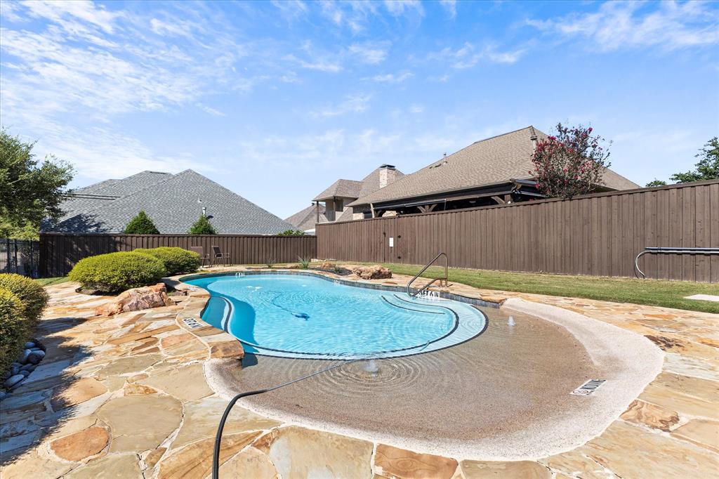 204 Tower Circle Terrell, TX 75160 - Photo 30 of 35 a view of swimming pool
