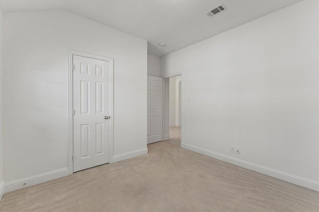 204 Tower Circle Terrell, TX 75160 - Photo 7 of 35 a view of an empty room