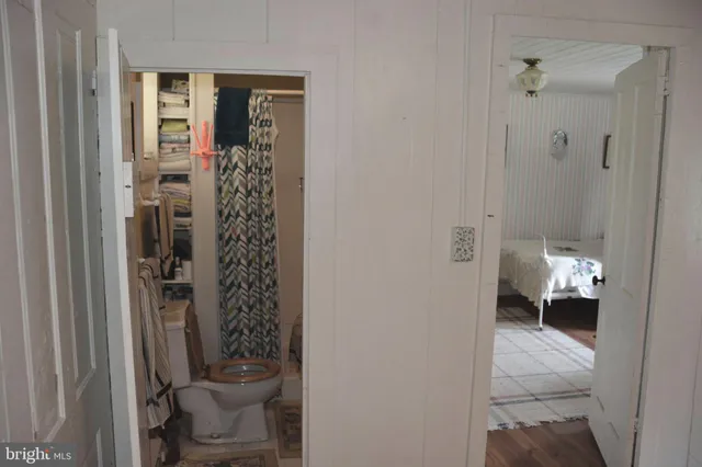 a view of a storage & utility room