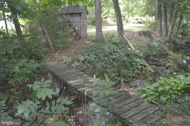 $370,000 | 2431 Cedar Creek Grade, Winchester, VA 22602