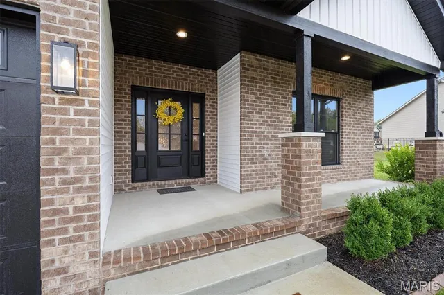 $495,000 | 8748 Wendell Creek Drive, St. Jacob, IL 62281