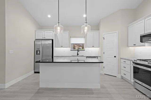 $495,000 | 8748 Wendell Creek Drive, St. Jacob, IL 62281