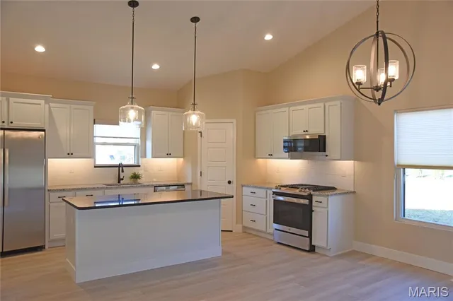 $495,000 | 8748 Wendell Creek Drive, St. Jacob, IL 62281