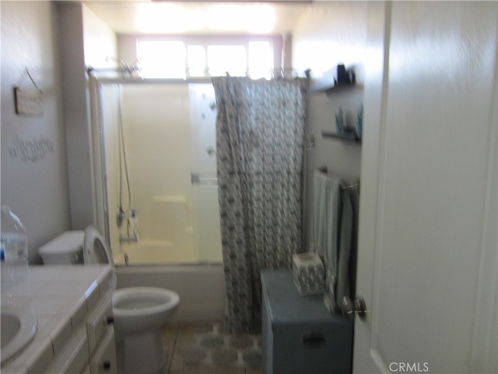 15425 Kasota Road Apple Valley, CA 92307 - Photo 21 of 35