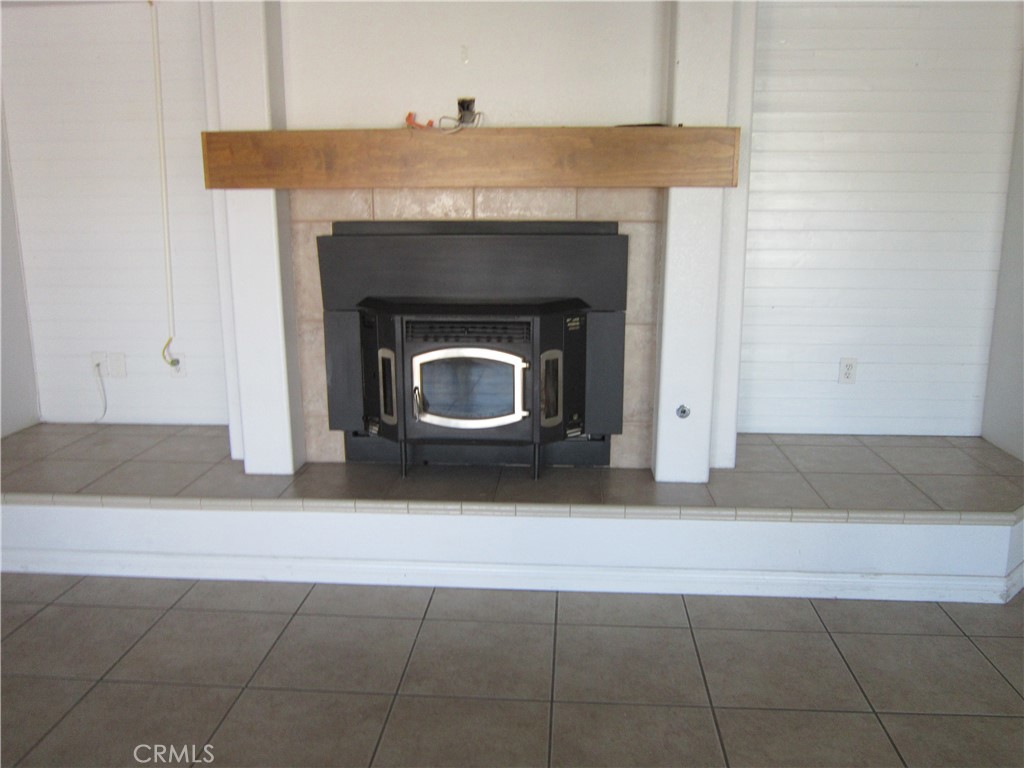 15425 Kasota Road Apple Valley, CA 92307 - Photo 10 of 35