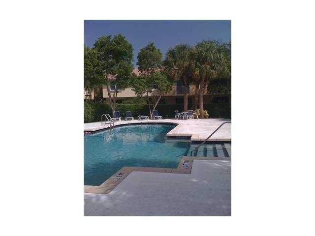 1046 Jeffery Street, Unit 1046 Boca Raton, FL 33487 - Photo 7 of 8 Pool