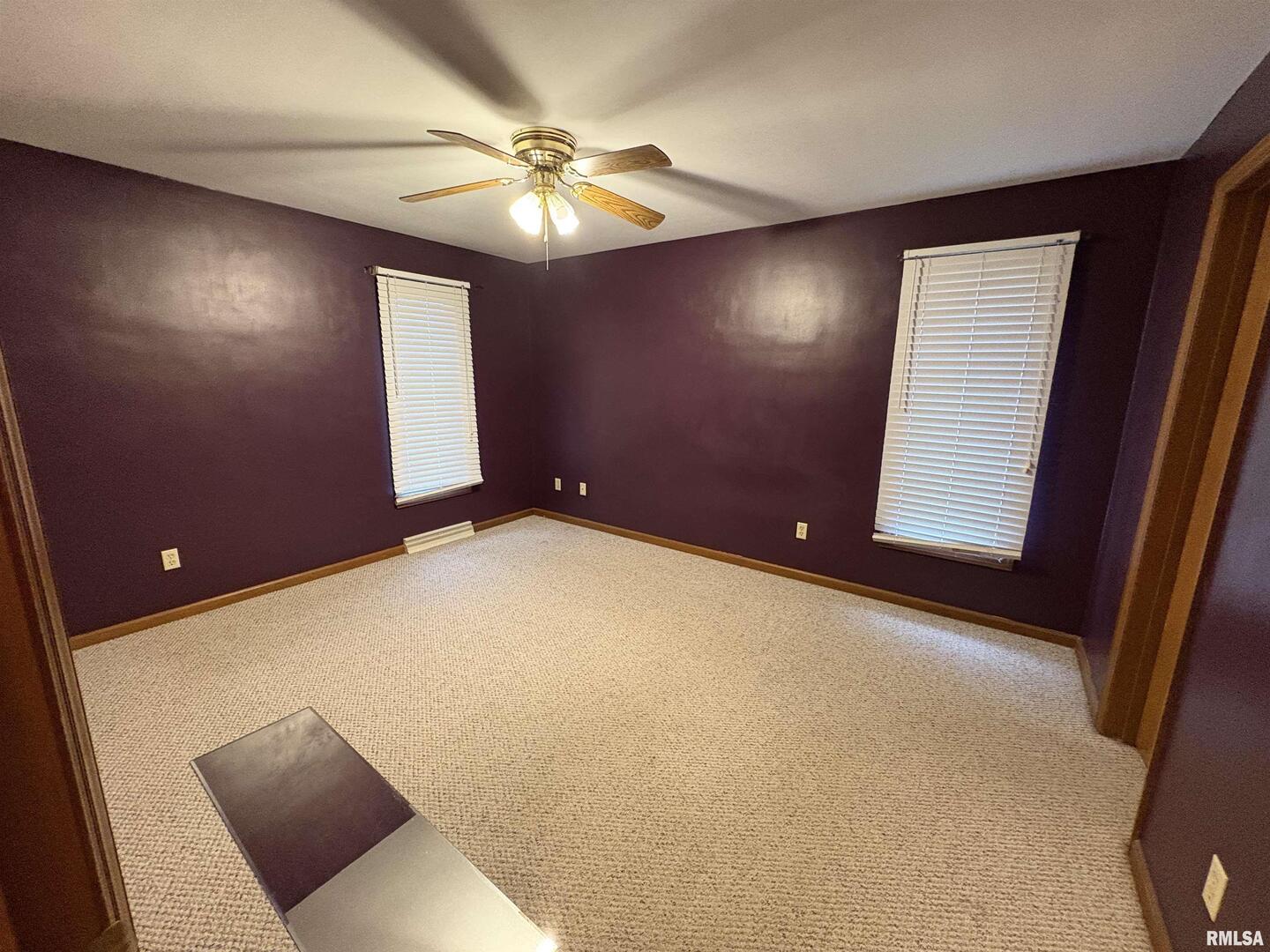 623 Meadowbrook Lane Centralia, IL 62801 - Photo 9 of 16 a view of an empty room with a chandelier fan