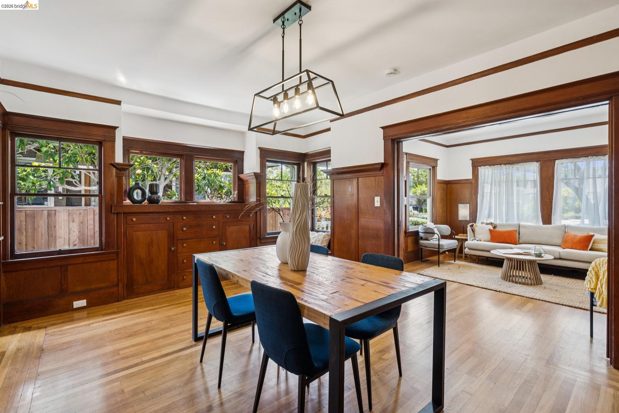 1701 Derby Street Berkeley, CA 94703 - Photo 15 of 39 Dining area