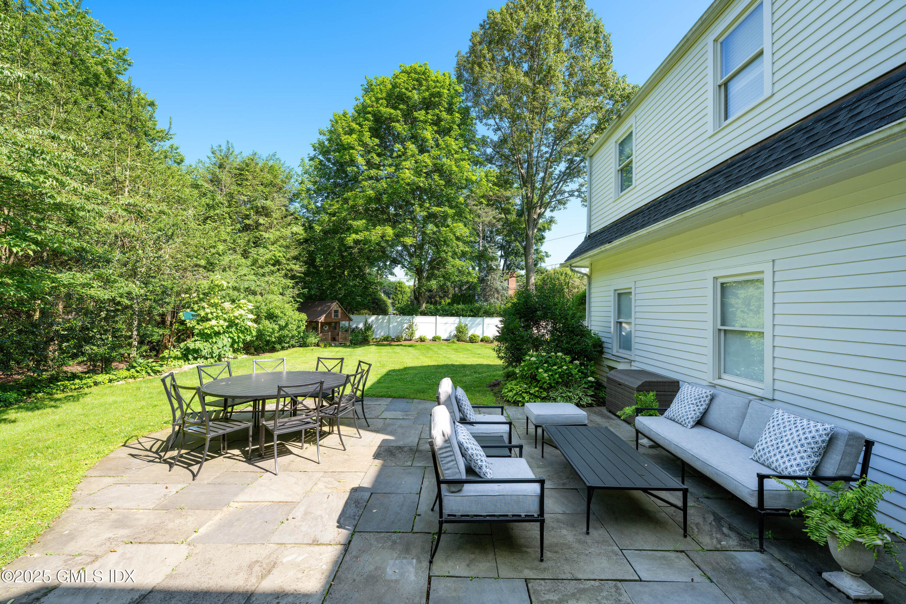 227 Riverside Avenue Riverside, CT 06878 - Photo 23 of 30 Terrace