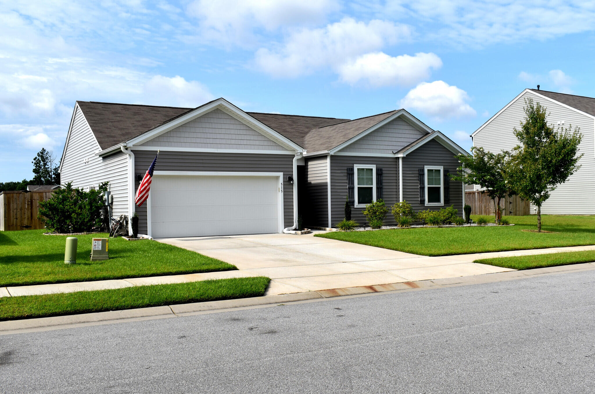 515 Wayton Circle Moncks Corner, SC 29461 - Photo 2 of 22 2) 22921-62e51d72add2c