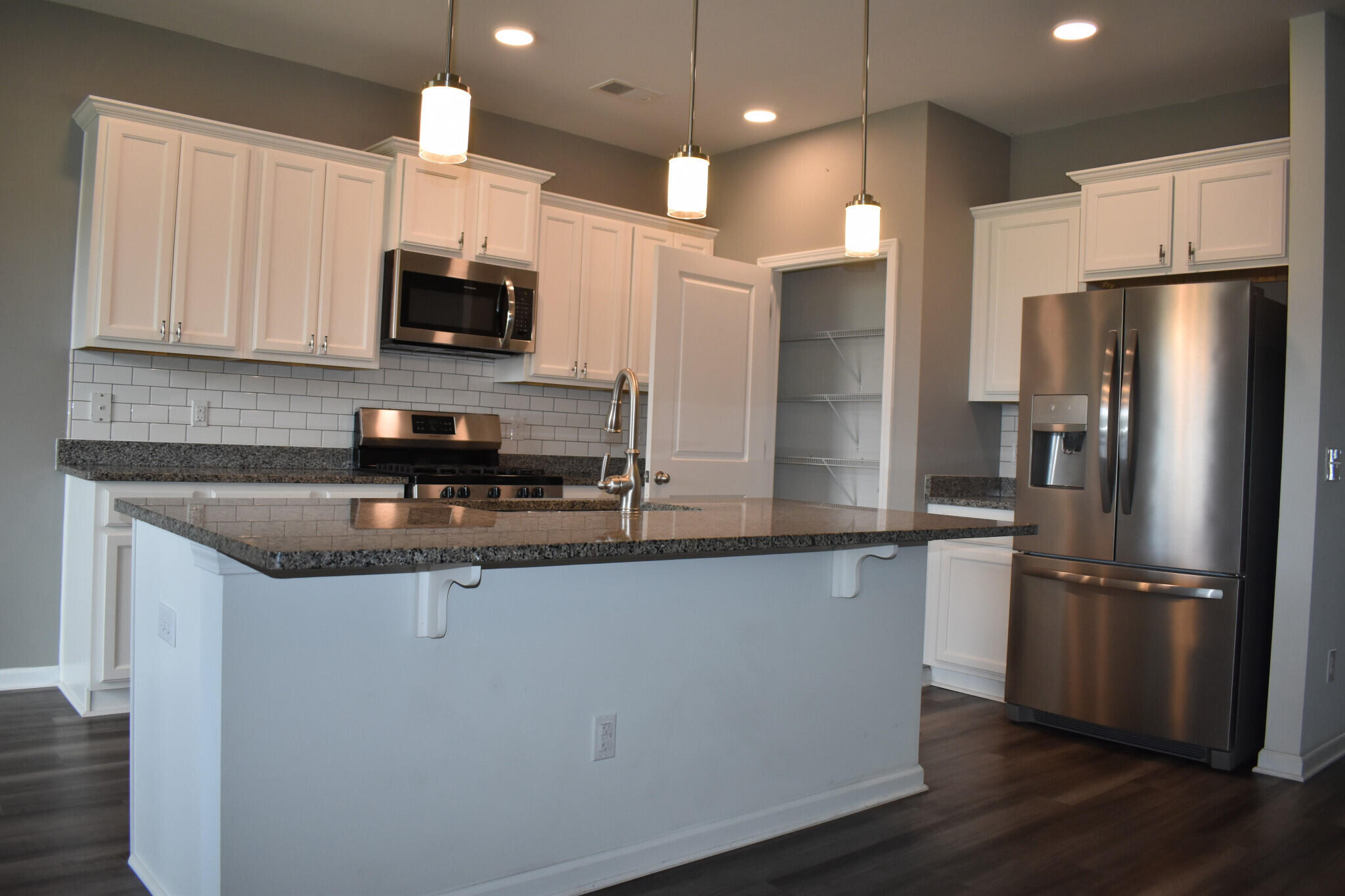 515 Wayton Circle Moncks Corner, SC 29461 - Photo 5 of 22 5) 22921-62e51dca51451