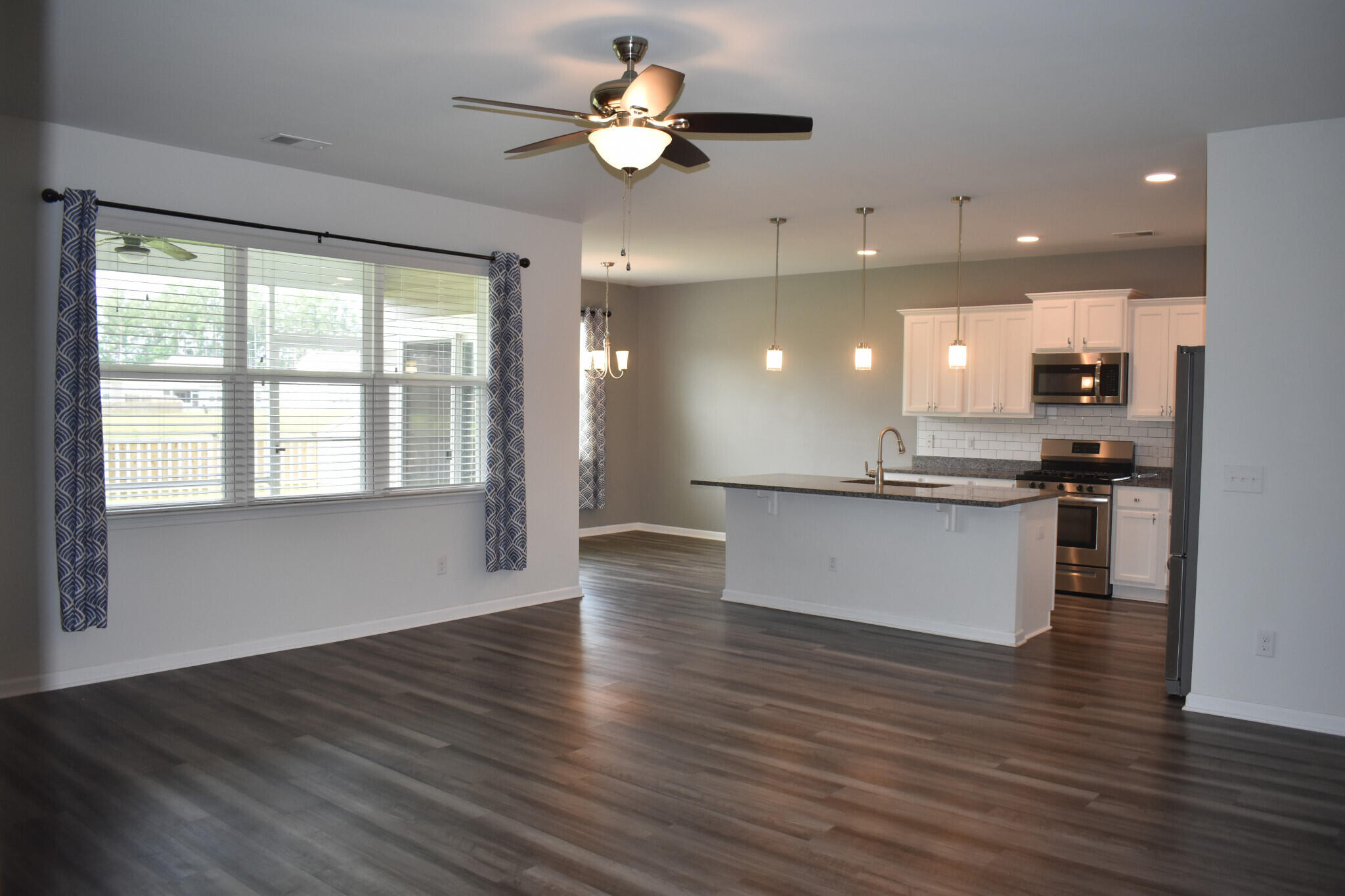 515 Wayton Circle Moncks Corner, SC 29461 - Photo 6 of 22 6) 22921-62e51e58211e5