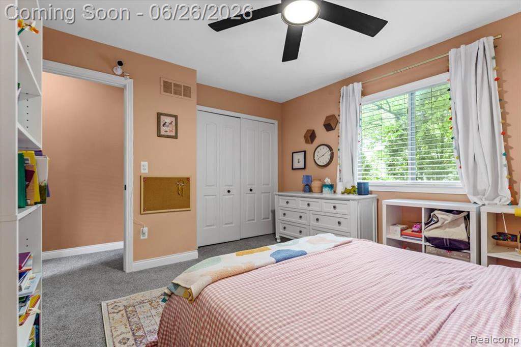 124 Woodside Road Royal Oak, MI 48073 - Photo 21 of 41