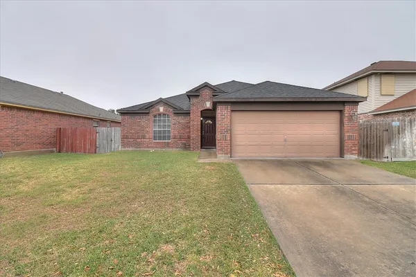 $1,595 | 7933 Elk Drive, Corpus Christi, TX 78414