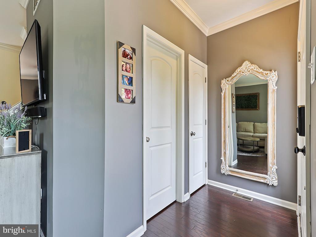 3611 Jacob Stout Road, Unit 5 Doylestown, PA 18902 - Photo 4 of 33 Front Entryway Area