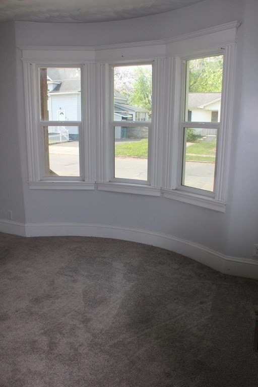 11-13 Lorimer Street Springfield, MA 01151 - Photo 17 of 29 Gallery Image 17