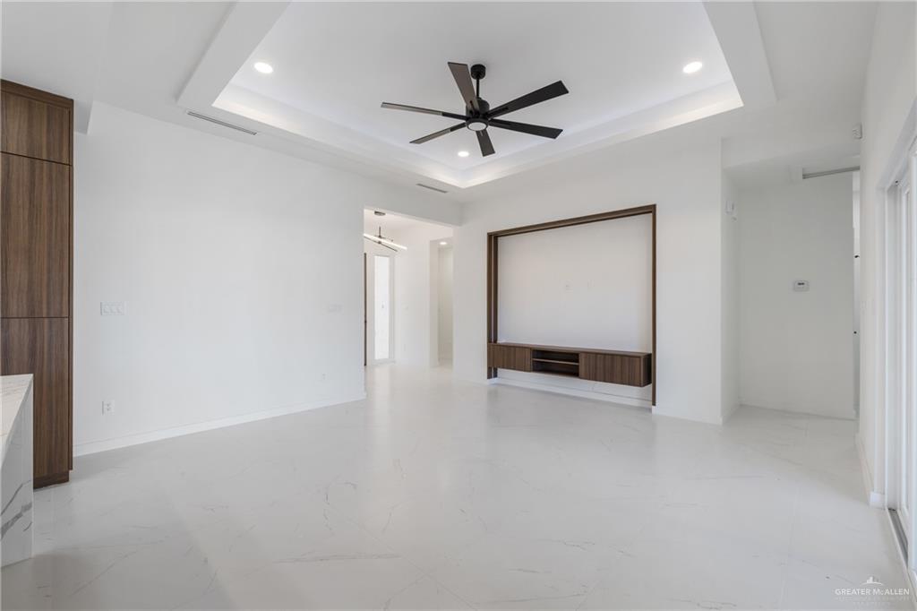 2705 East Pecos Road Edinburg, TX 78542 - Photo 5 of 17