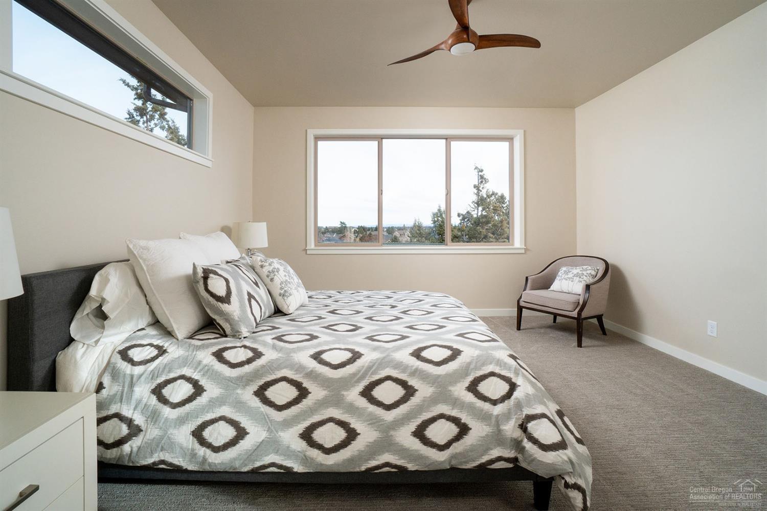 63129 Iner Loop Bend, OR 97701 - Photo 9 of 19 Additional Photo