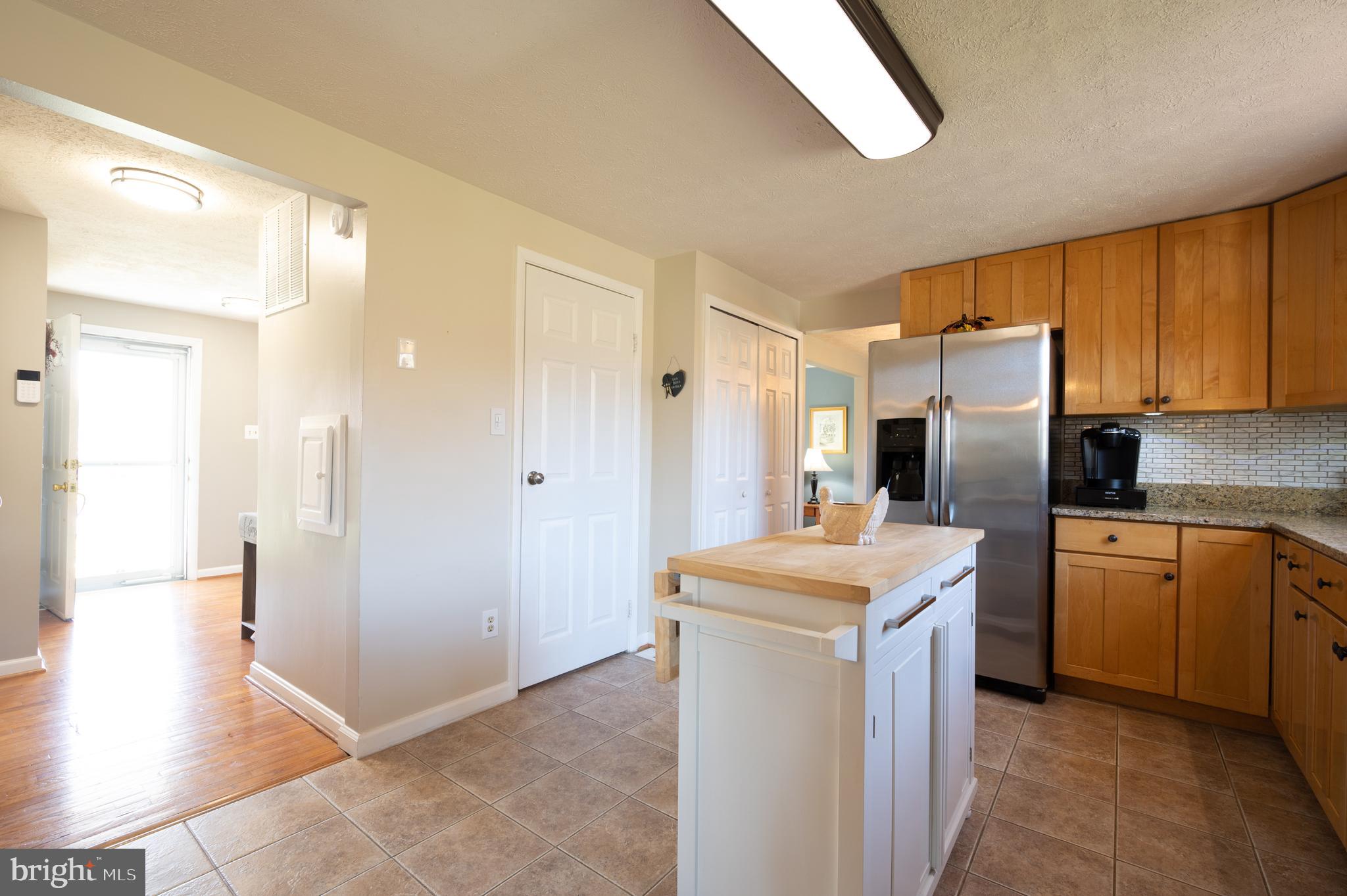 4403 Cub Run Road Chantilly, VA 20151 - Photo 16 of 48 KITCHEN 4