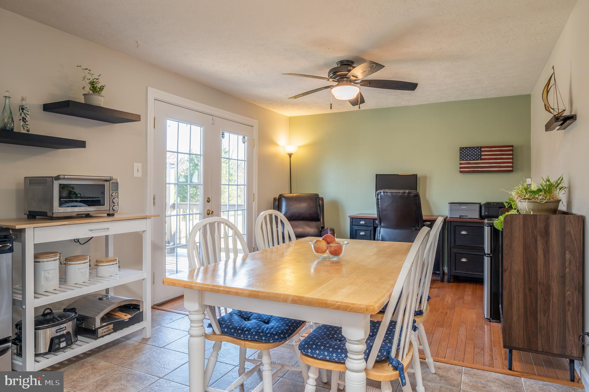 4403 Cub Run Road Chantilly, VA 20151 - Photo 18 of 48 KITCHEN TO FAMILY ROOM