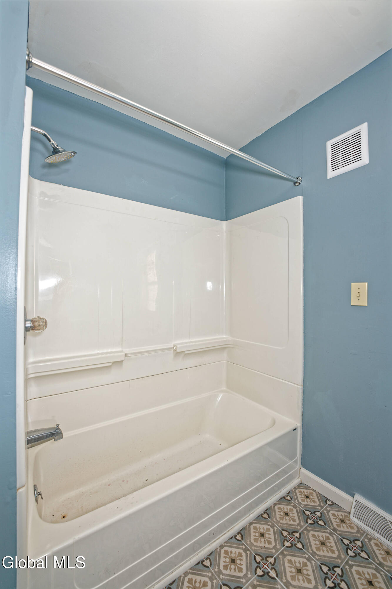 109 Schermerhorn Road Rotterdam, NY 12306 - Photo 13 of 75 1 Apt A 17