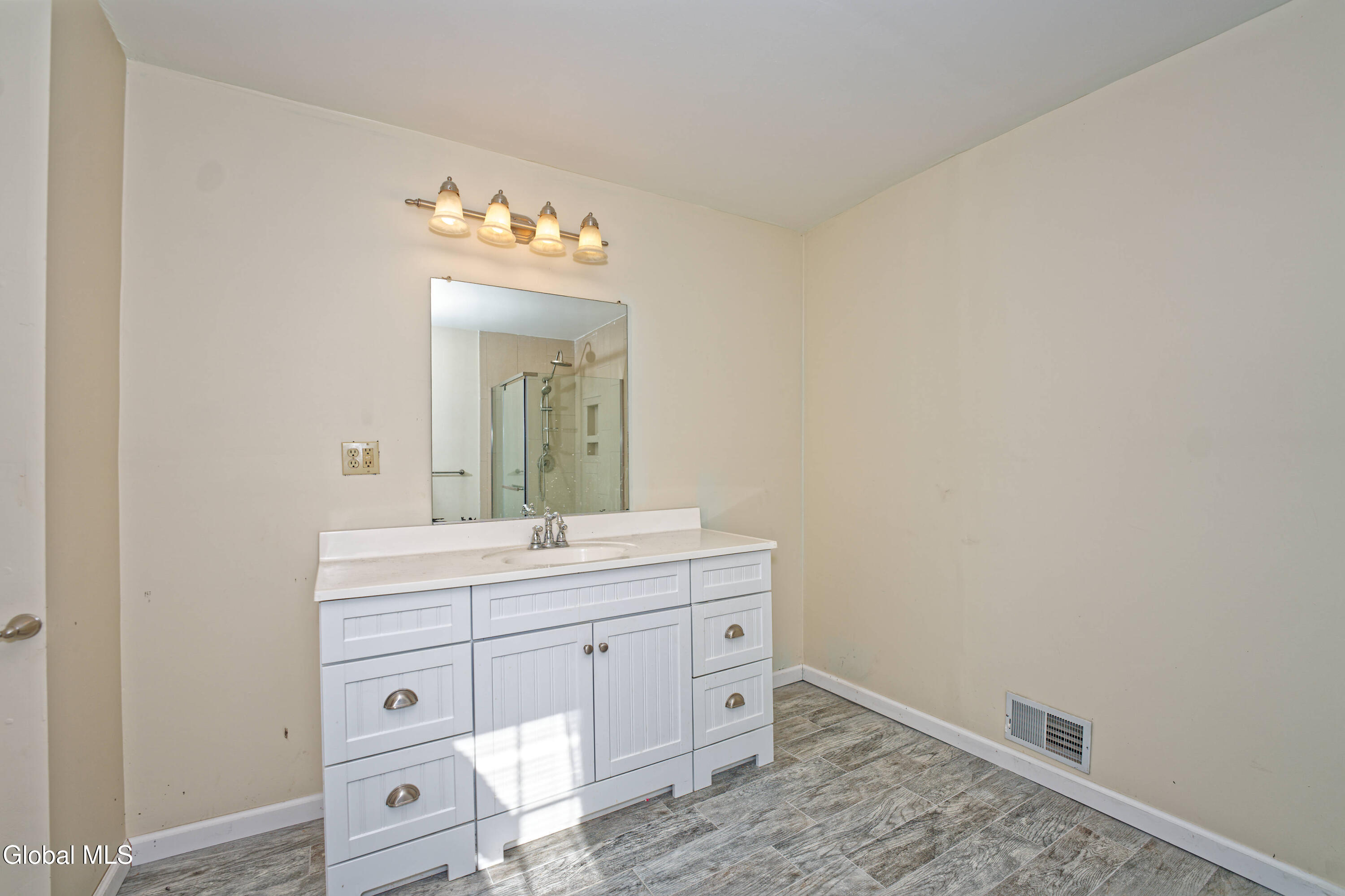 109 Schermerhorn Road Rotterdam, NY 12306 - Photo 44 of 75 2 Apt B 22