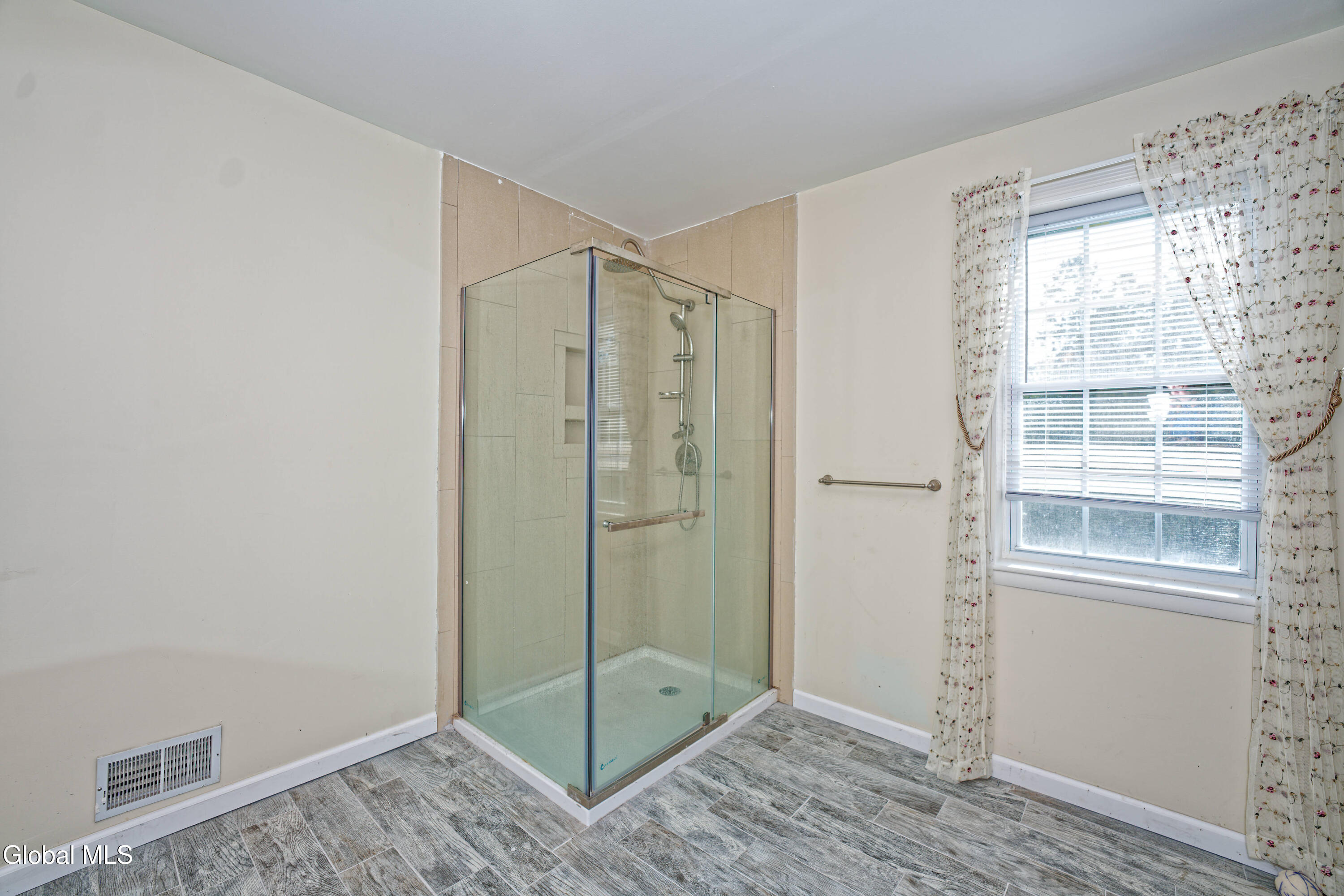 109 Schermerhorn Road Rotterdam, NY 12306 - Photo 45 of 75 2 Apt B 23