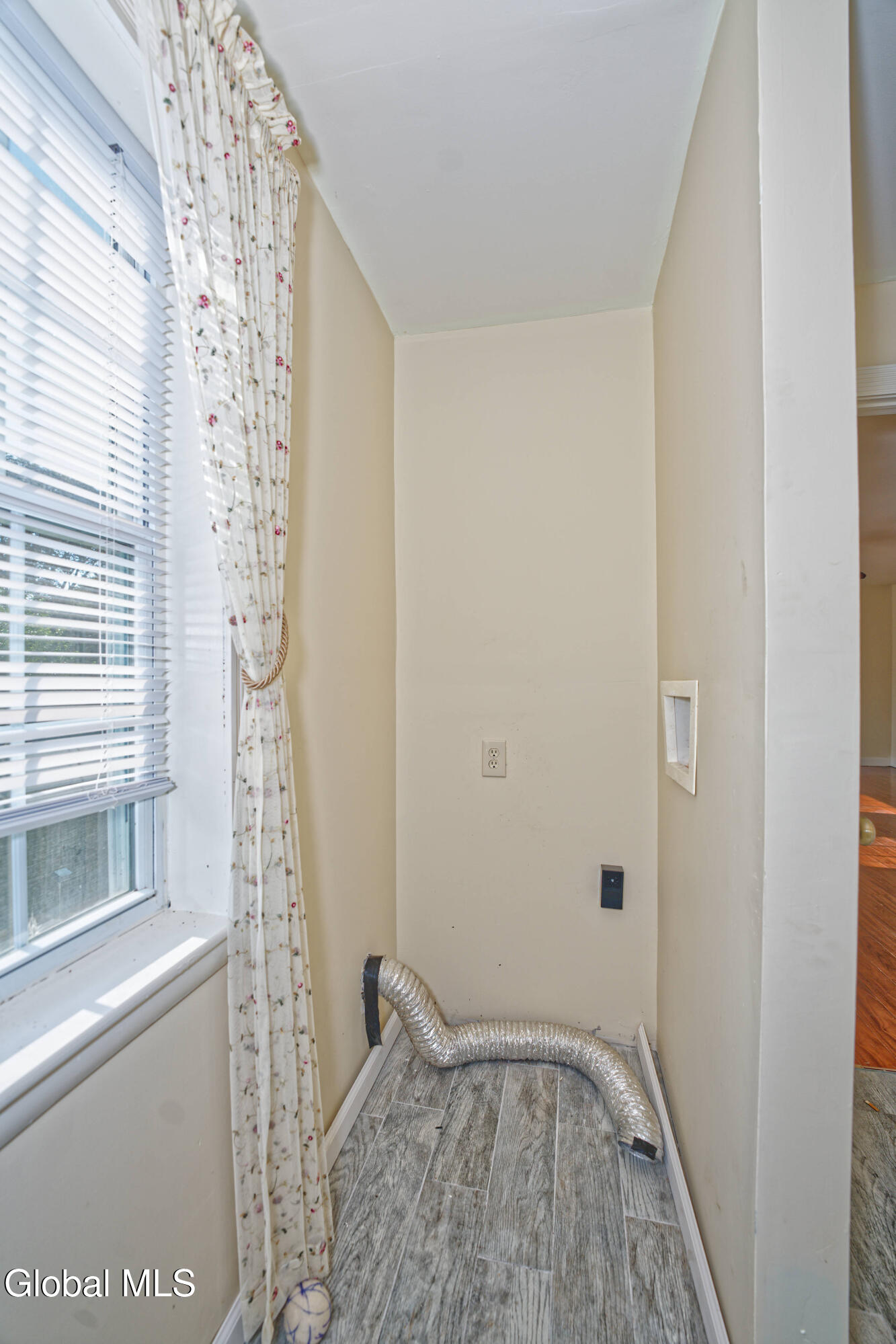 109 Schermerhorn Road Rotterdam, NY 12306 - Photo 46 of 75 2 Apt B 24