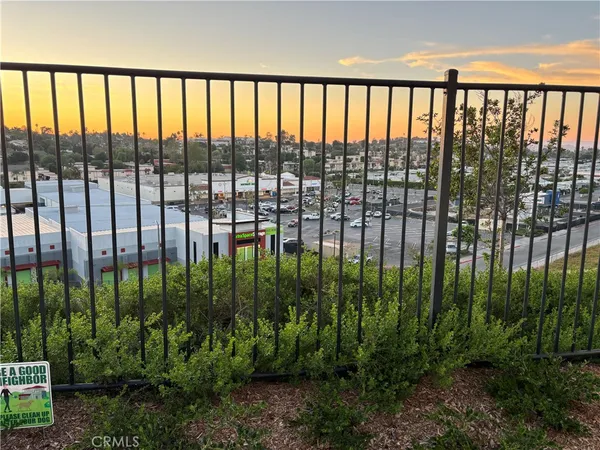$3,925 | 1064 Delpy Vista Way, Vista, CA 92084