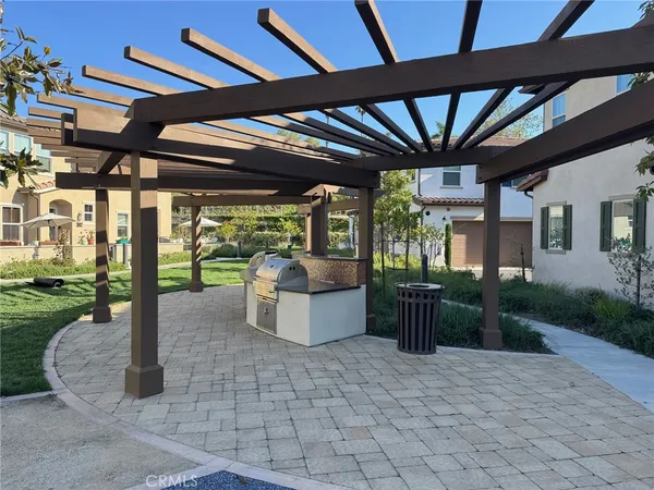 $3,925 | 1064 Delpy Vista Way, Vista, CA 92084