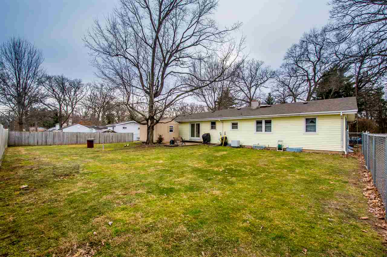 55236 Butternut Road South Bend, IN 46628 - Photo 15 of 17