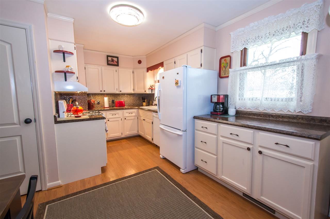 55236 Butternut Road South Bend, IN 46628 - Photo 6 of 17