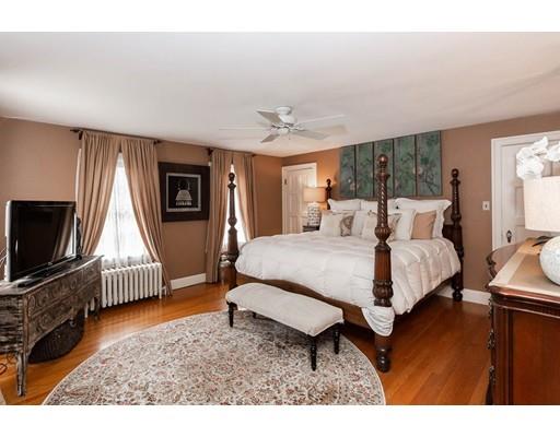 71 Larchmont Road Melrose, MA 02176 - Photo 25 of 42 Gallery Image 25