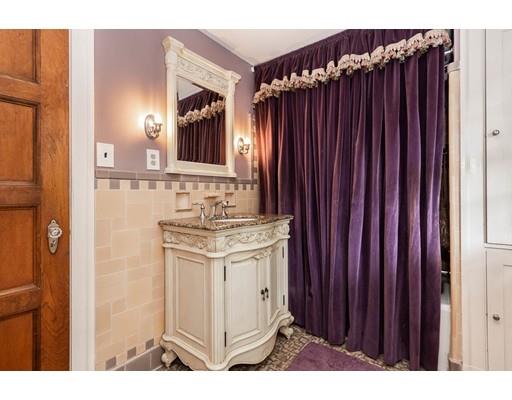 71 Larchmont Road Melrose, MA 02176 - Photo 35 of 42 Gallery Image 35