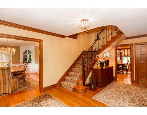 71 Larchmont Road Melrose, MA 02176 - Photo 6 of 42 Gallery Image 6