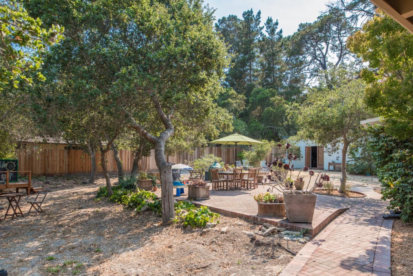1476 Manor Road Monterey, CA 93940 - Photo 11 of 18 Gallery Image 11