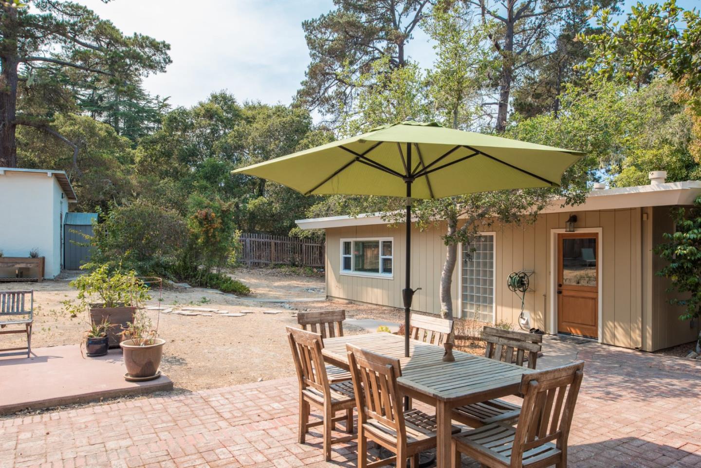 1476 Manor Road Monterey, CA 93940 - Photo 9 of 18 Gallery Image 9