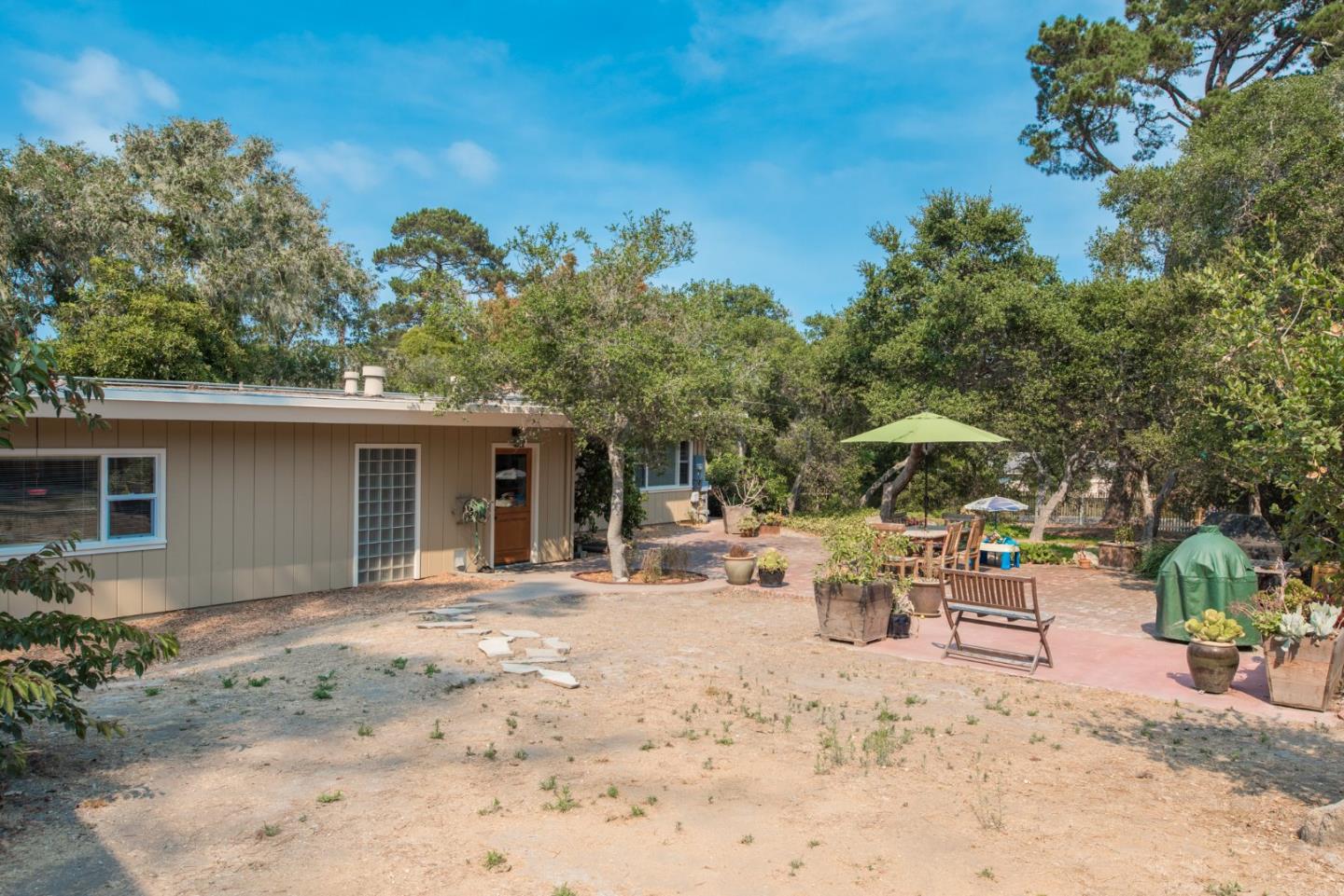 1476 Manor Road Monterey, CA 93940 - Photo 10 of 18 Gallery Image 10