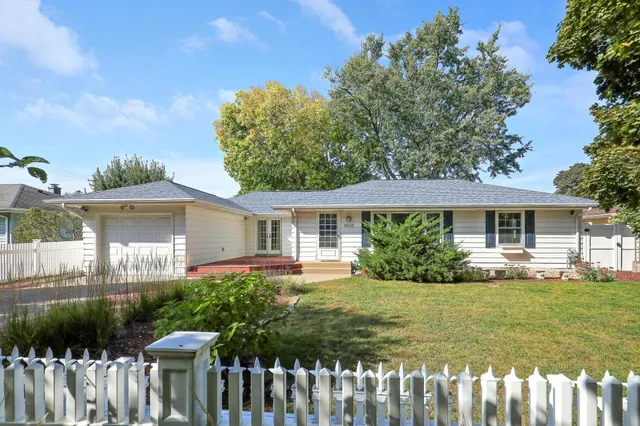 $2,675 | 6638 17th Avenue South, Richfield, MN 55423