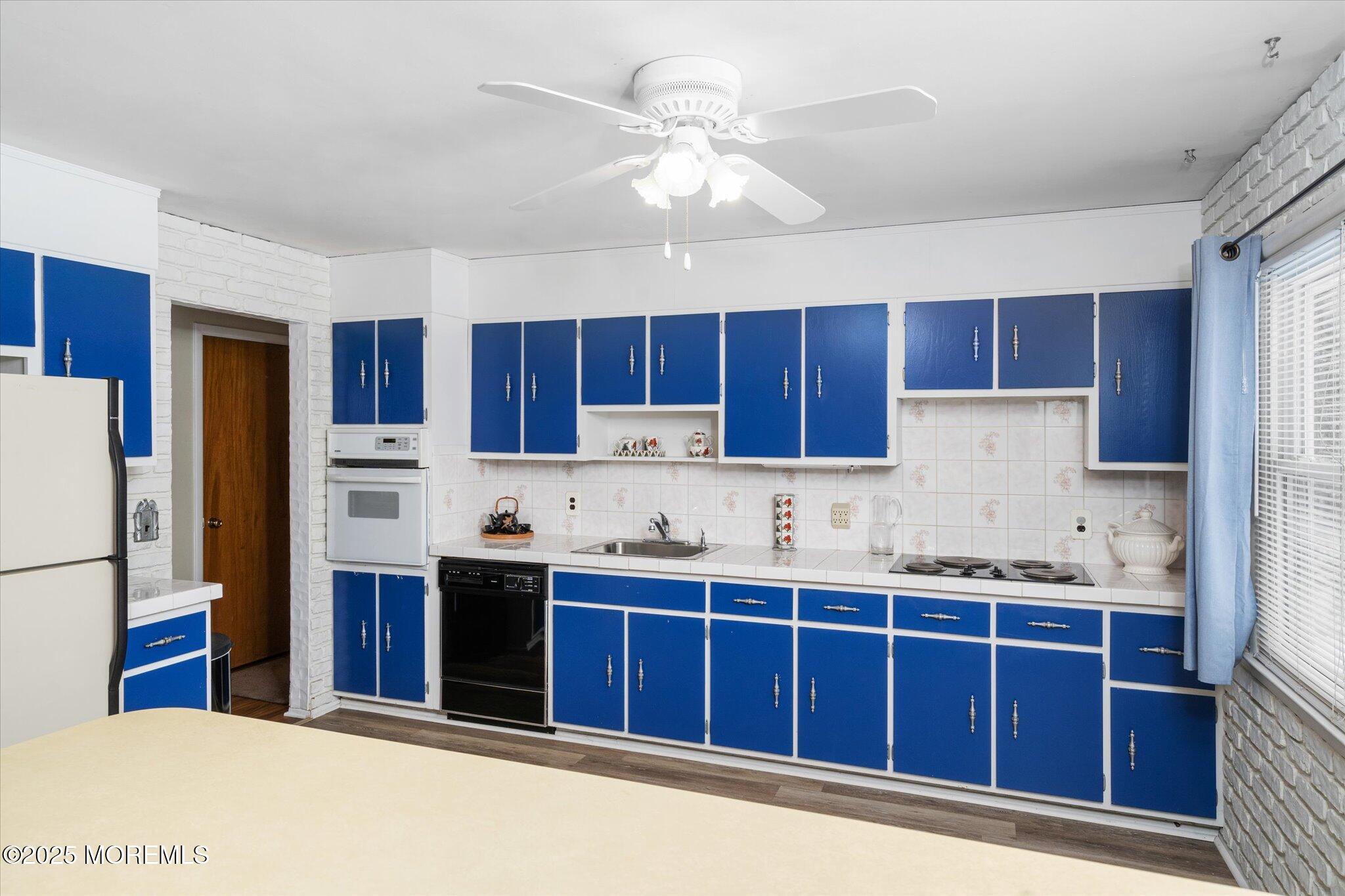 90 Valley Road Jackson, NJ 08527 - Photo 11 of 44 a kitchen with stainless steel appliances granite countertop a refrigerator and a sink