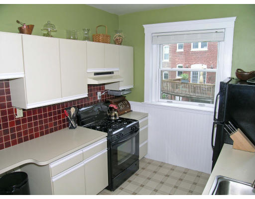 231 Rawson Road, Unit 3 Brookline, MA 02445 - Photo 6 of 10