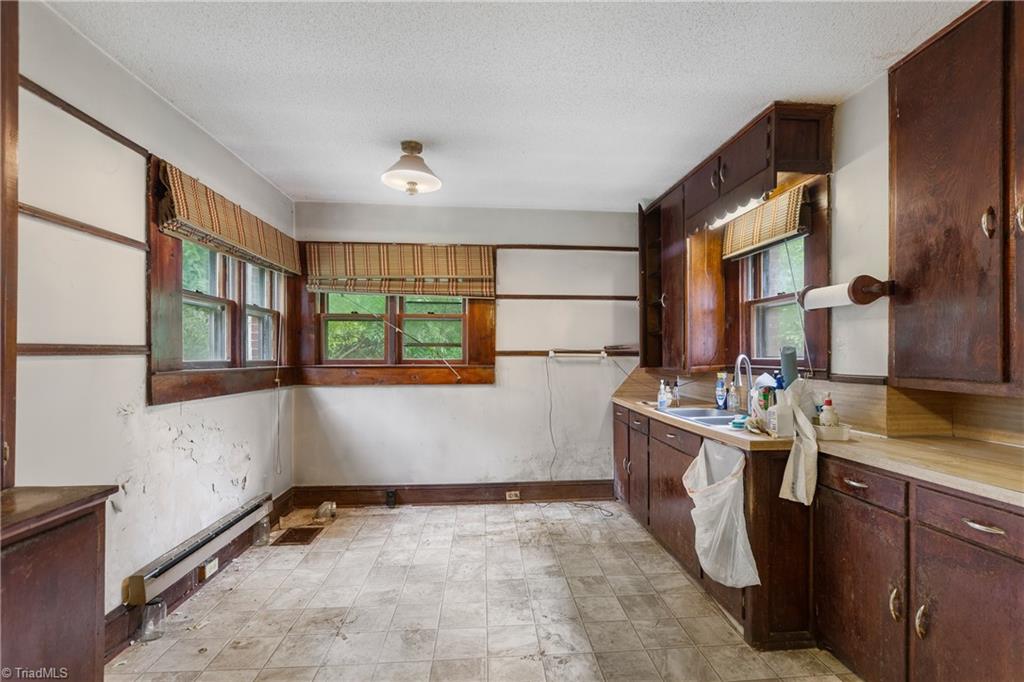 132 Horneytown Road High Point, NC 27265 - Photo 11 of 17 Gallery Image 11