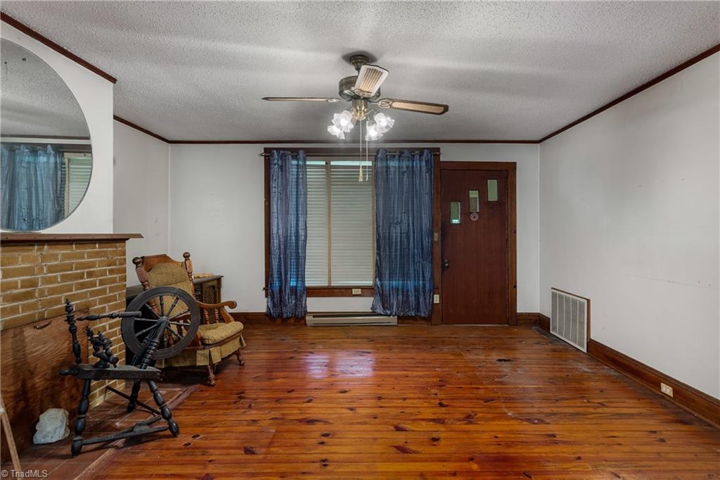 132 Horneytown Road High Point, NC 27265 - Photo 5 of 17 Gallery Image 5