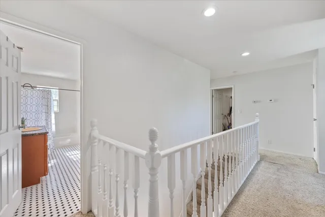 a kitchen that has a lot of cabinets in it