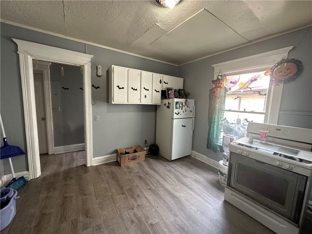 148-152 Grand Avenue Rochester, NY 14609 - Photo 9 of 30