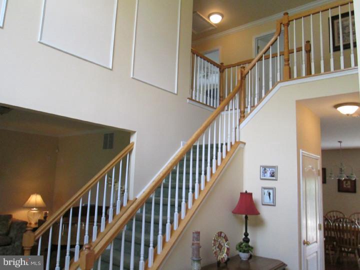 401 Lehigh Road South Glassboro, NJ 08028 - Photo 4 of 25 Foyer