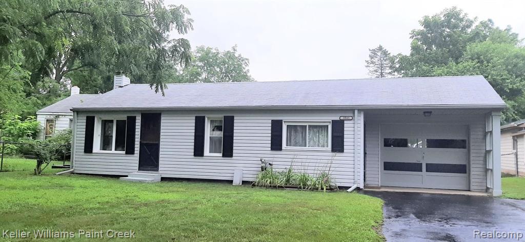 3045 St Clair Drive Rochester Hills, MI 48309 - Photo 2 of 9